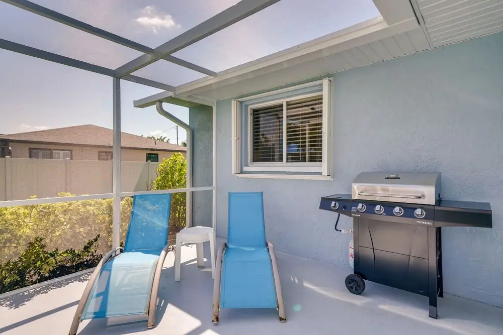 4 Mi to Downtown: Cape Coral Oasis w/ Pool + Lanai