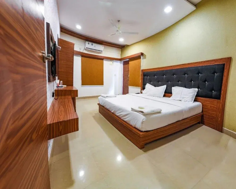 Nexstay Star Holiday Inn