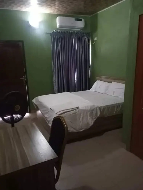 Clinclia Hotels