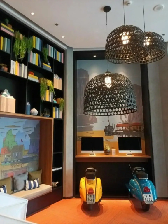 Sea View Sandy homestay Citadines Marina Ha Long
