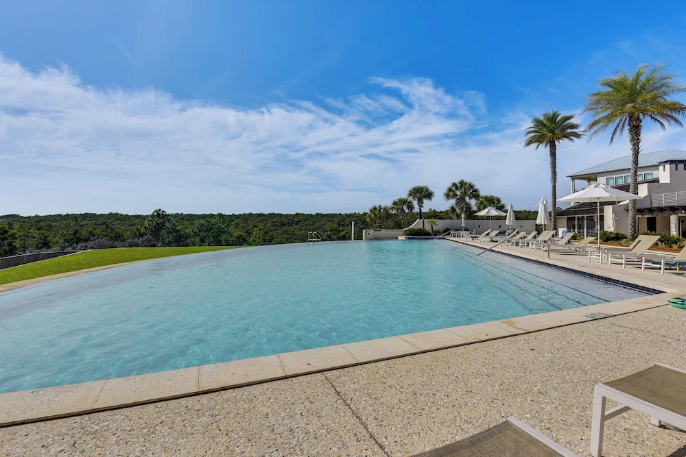 Elegant Santa Rosa Beach House w/ Community Perks