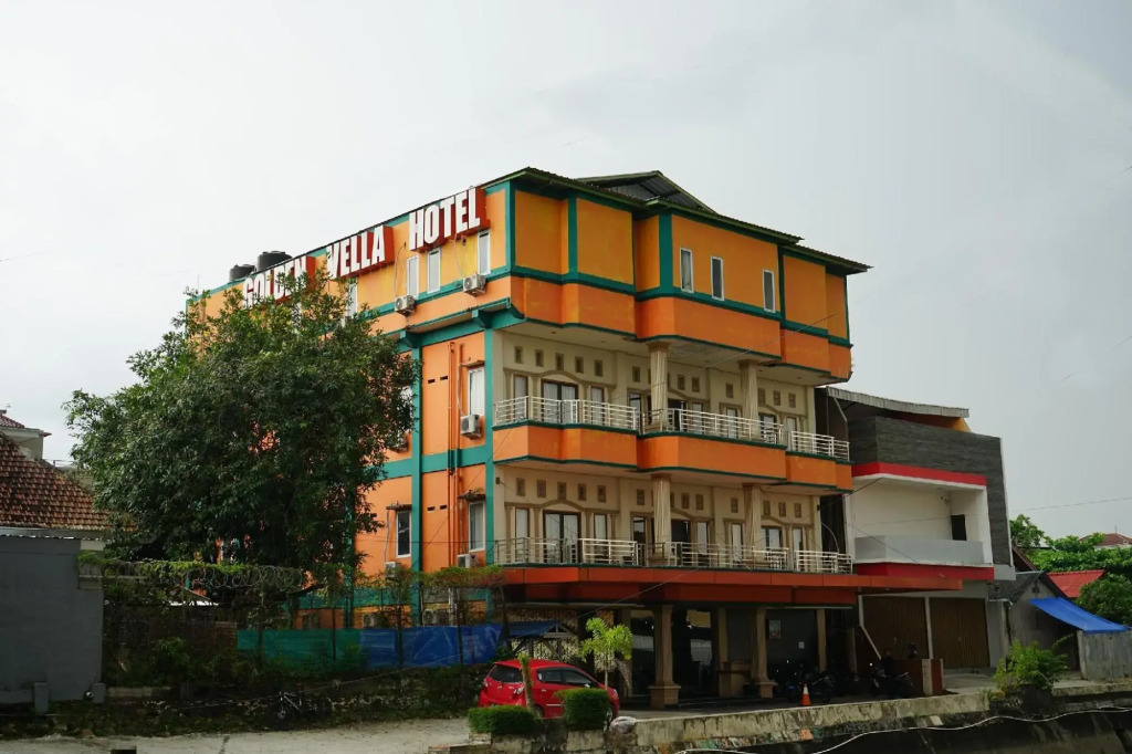 Oyo 624 Hotel Golden Vella