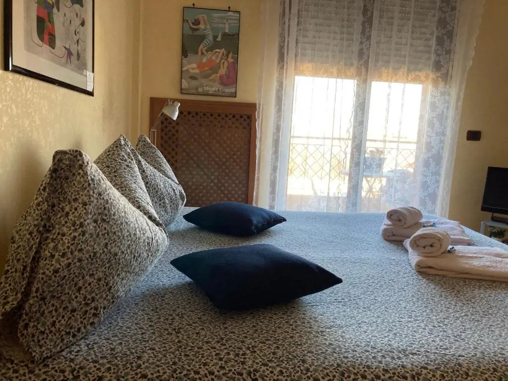 JFK b & b