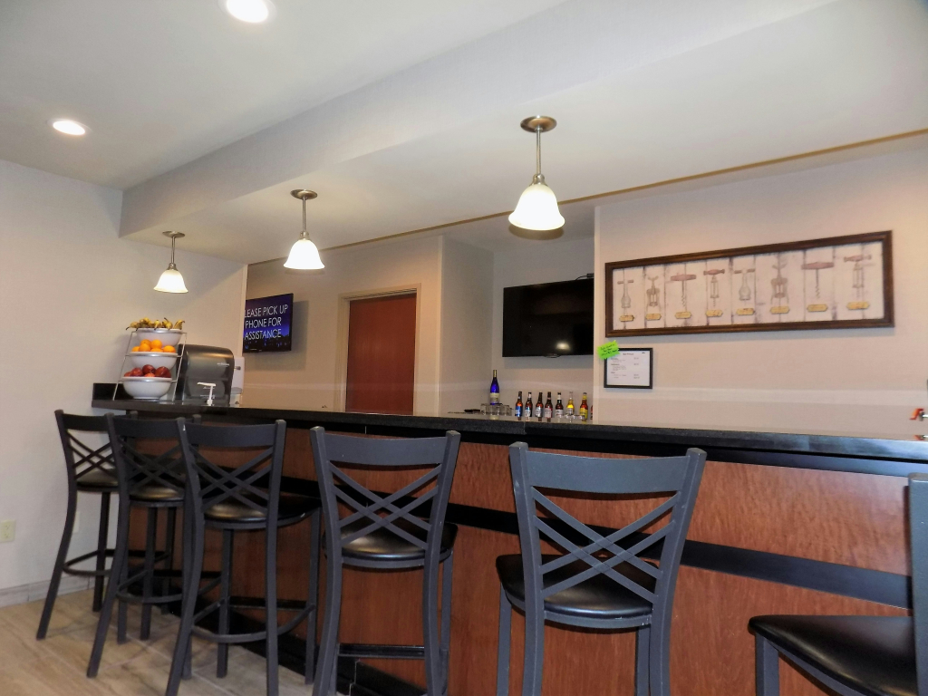 Cobblestone Hotel & Suites - Seward
