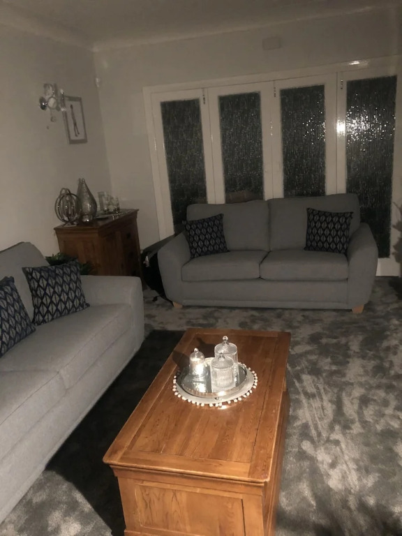 Holiday Rental Luxury House In Manchester