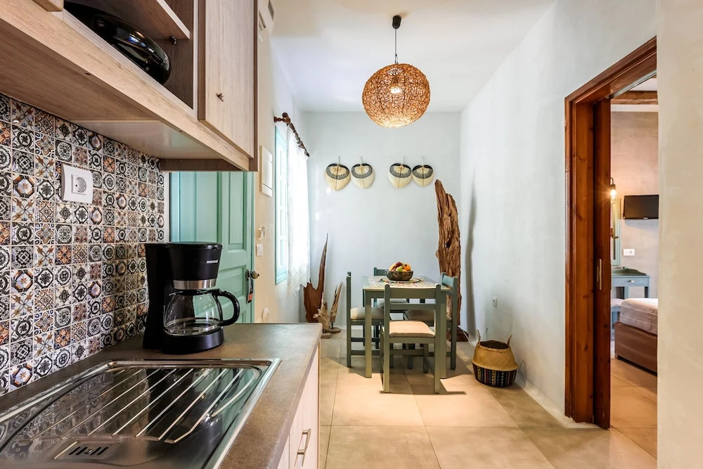 Ilias Apartments