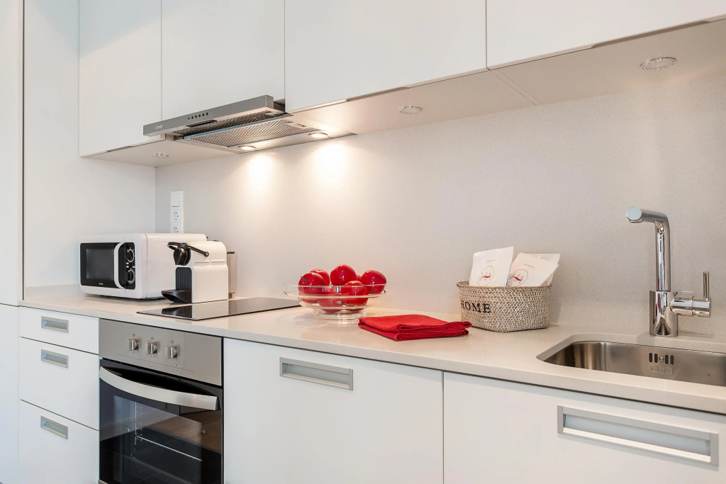 1 BR Rambla Suite & 2 Pools Rooftop Terrace Sea View - HOA 42152