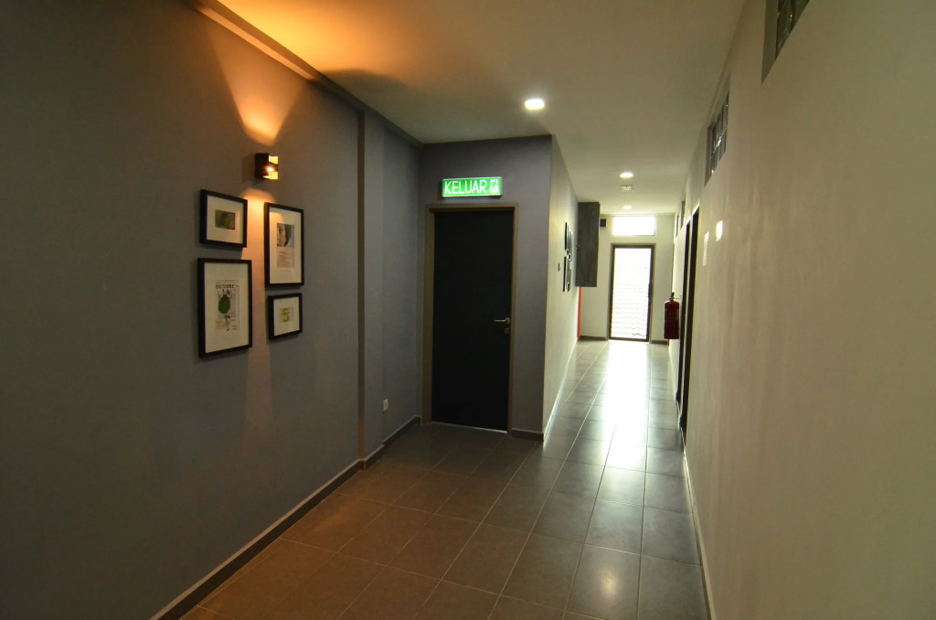Travelland Hotel