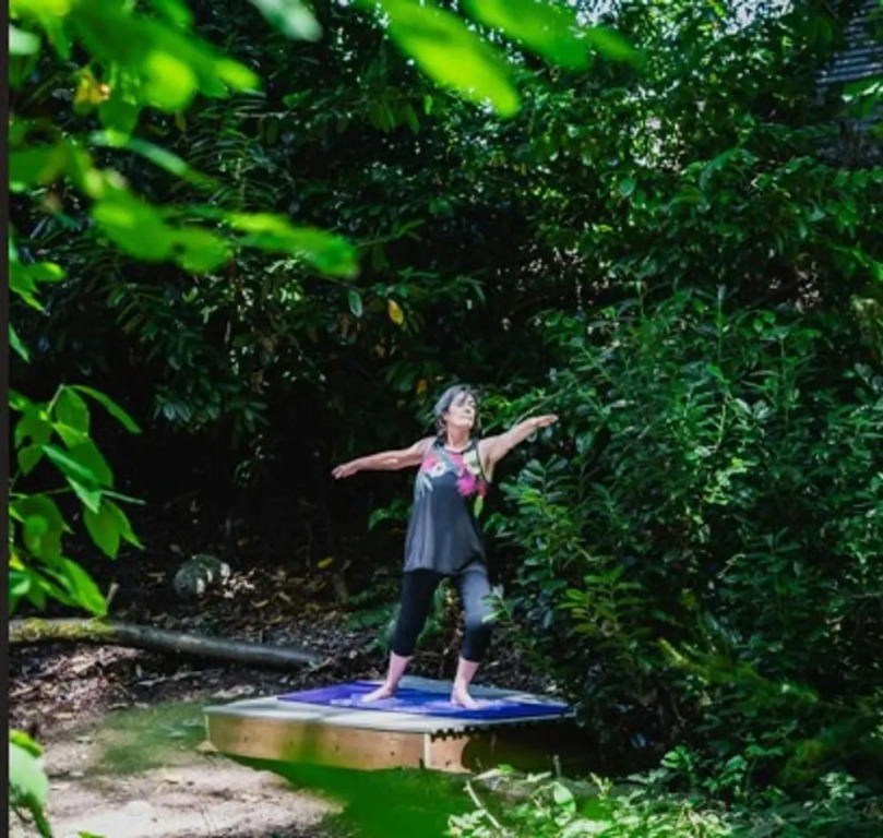 Family House w/ Creek, Fire pit & Yoga Deck