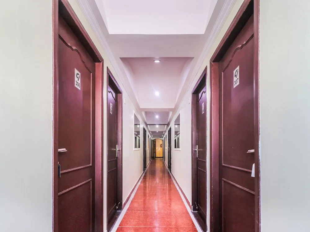 OYO 783 Om Hotel