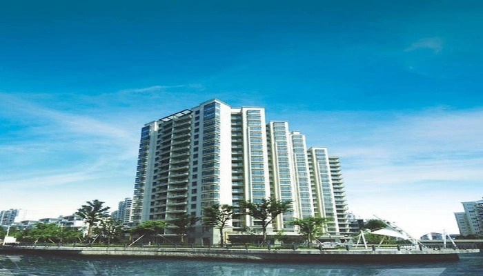 Residence on River''s Edge