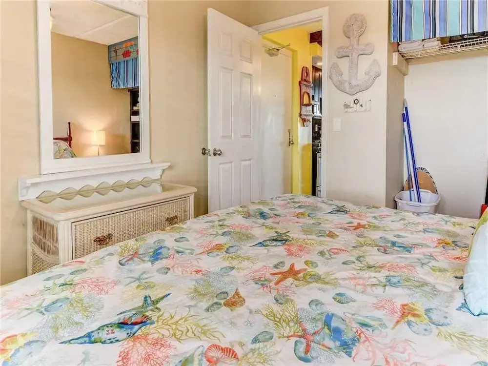 Beacher's Lodge 307 by Distinctive Beach Rentals