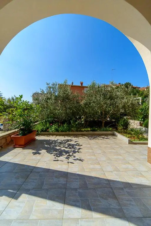 Apartments Esad