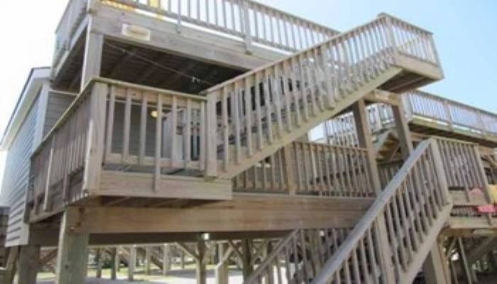 The Hatteras Cabanas by RedAwning