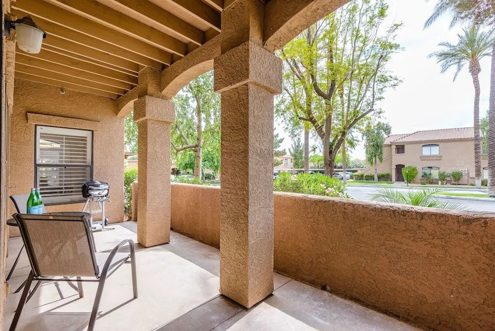 Comfort 3 Bedroom Condo by Redawning
