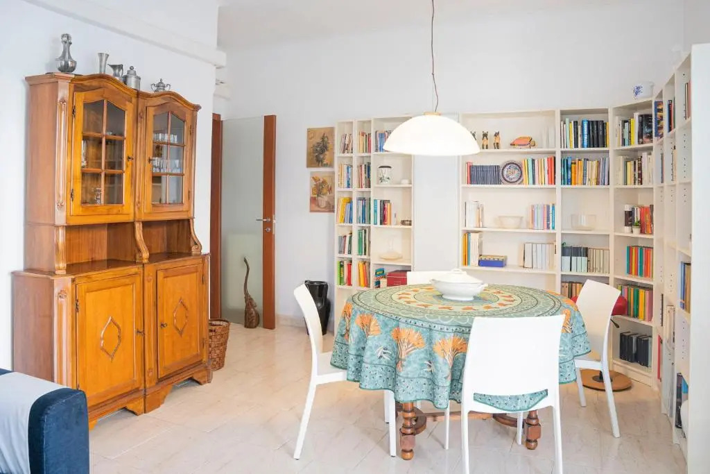 076 - Casa La Libreria, Centro città di Chiavari, 500 metri da mare e spiagge