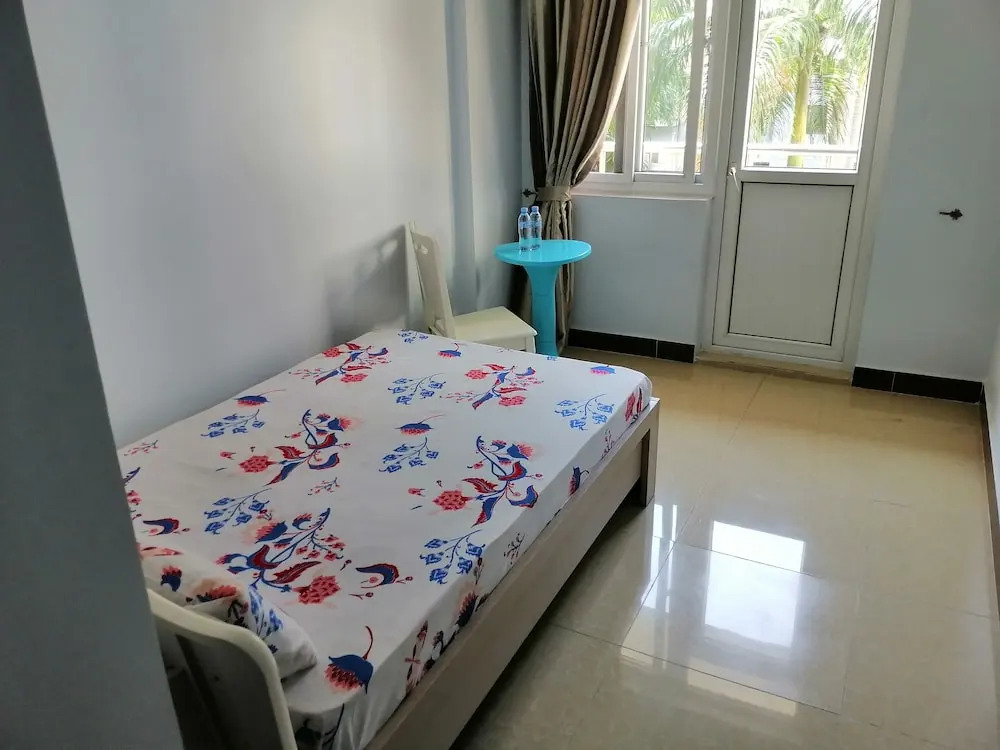 Mariana Home