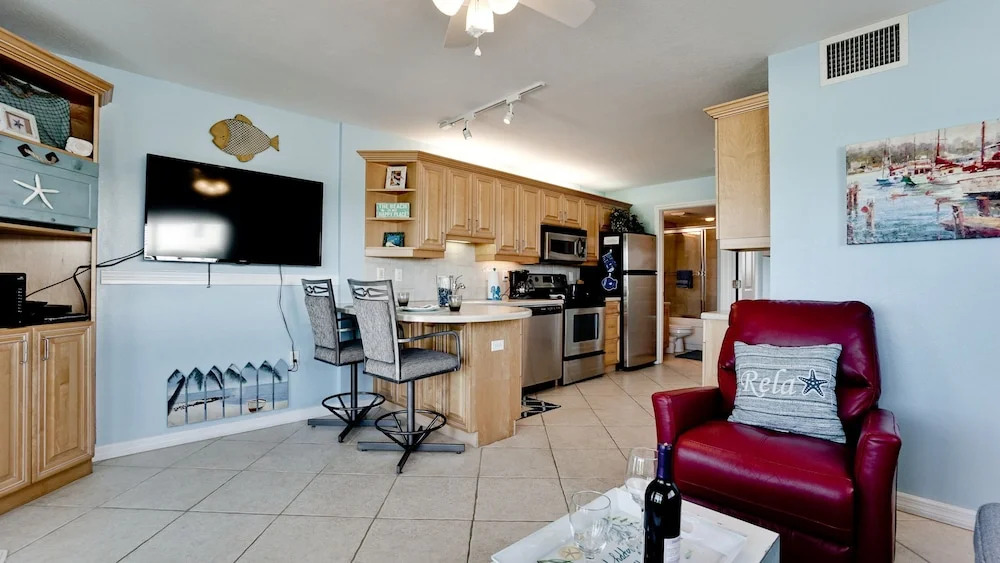 Beach House Resort Unit 6 - 1751542