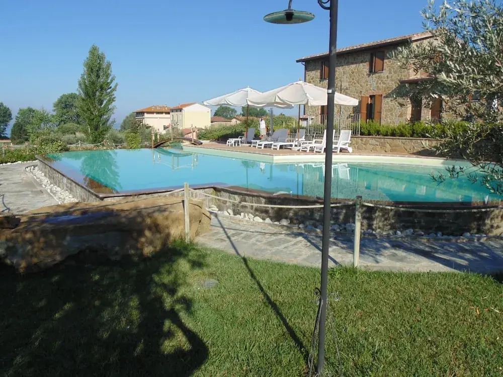 Il Borgo sul Lago
