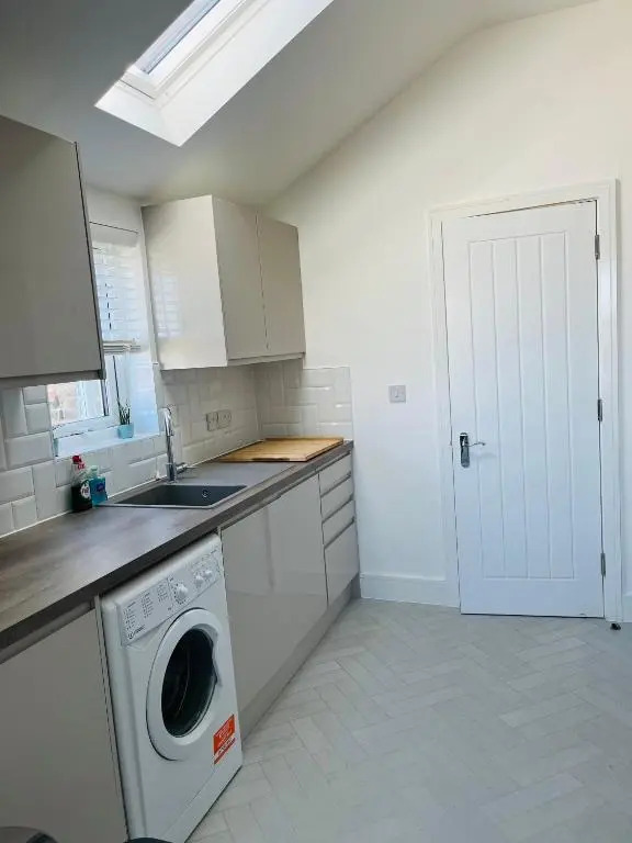 Modern Apartment, Castle View Rochester, England