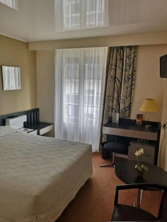 HOTEL ALISON