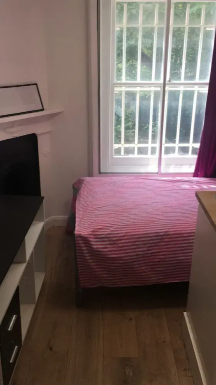 Cosy Central London Apartment a new