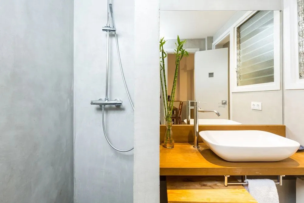 Montaber Apartments - Trafalgar