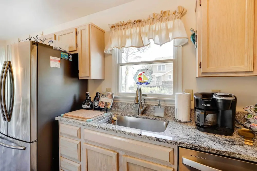 Hot Tub & Fire Pit: Outer Banks Family Getaway!