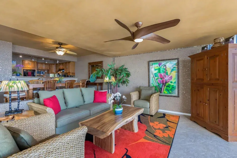 Puu Poa 309 2 Bedroom Condo by Redawning