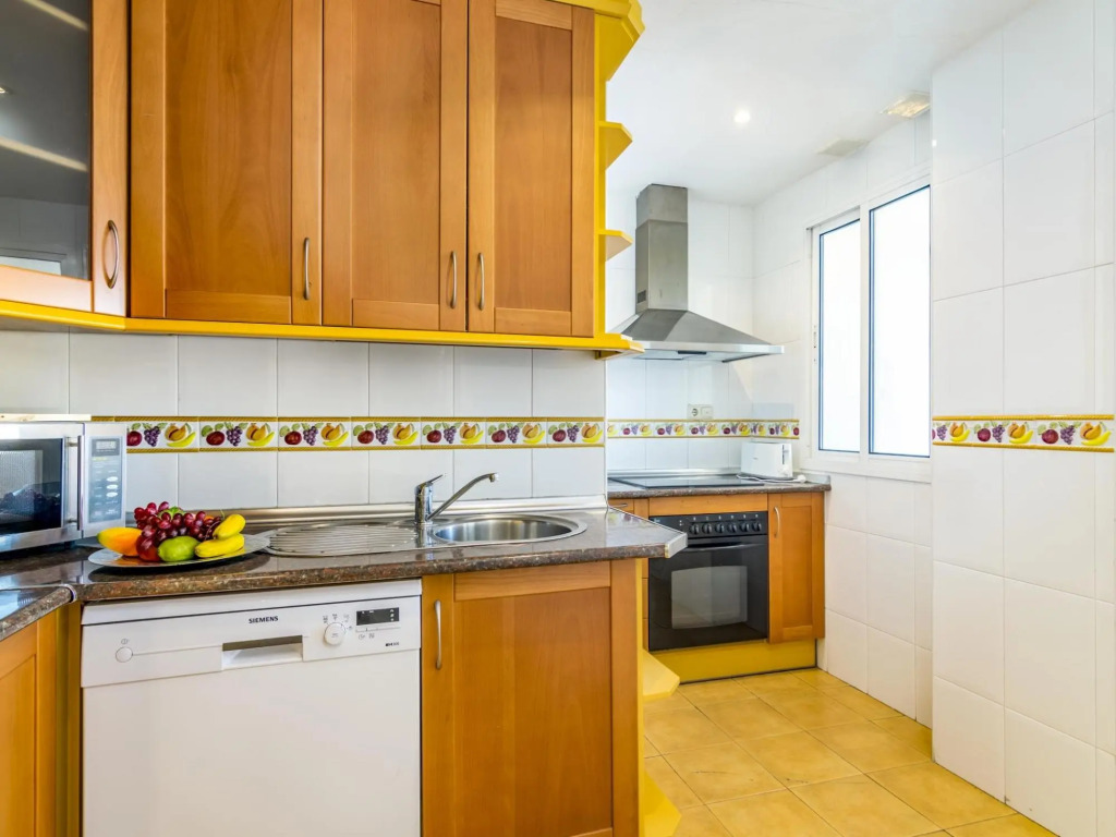Pet Friendly apartment on the beach 306
