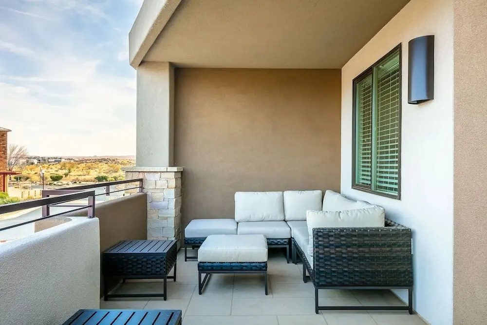 Latitude Adjustment townhouse