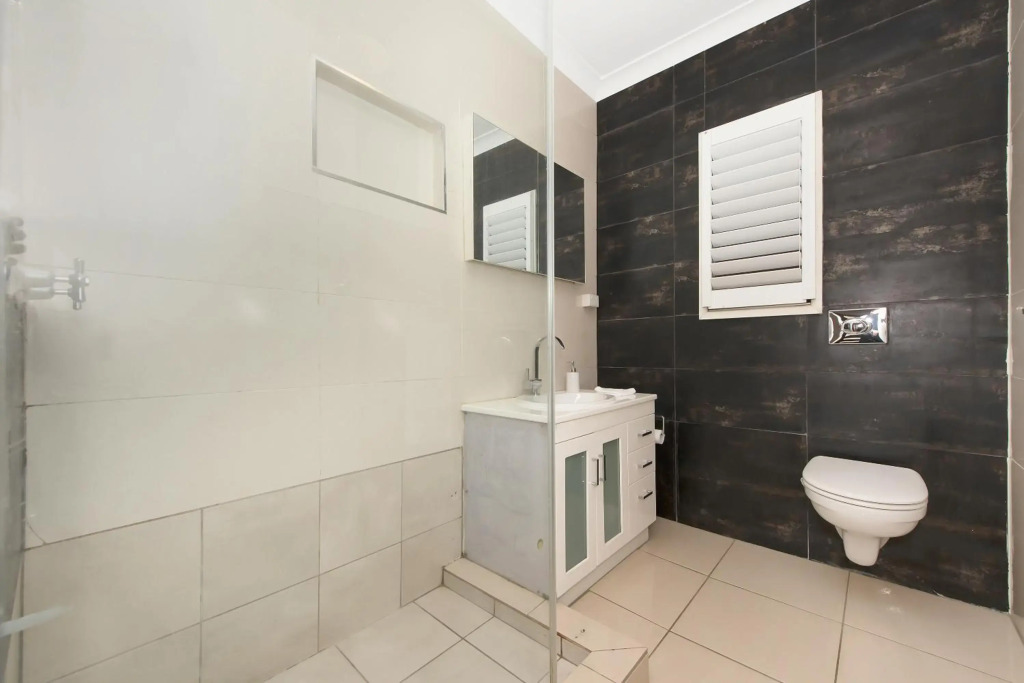 2 bedroom cottage