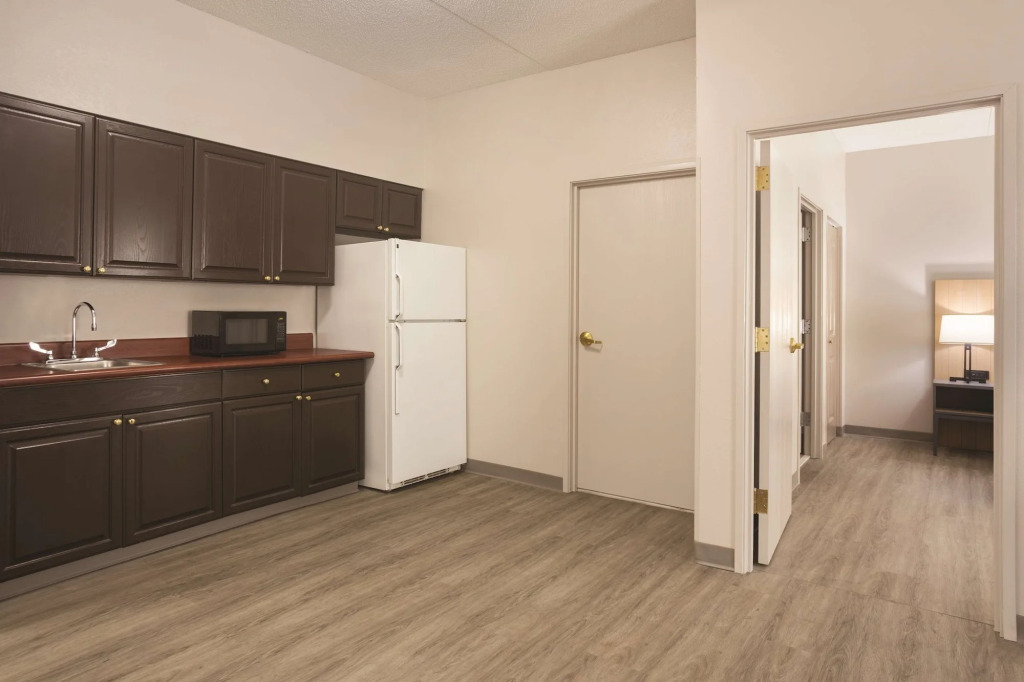 Country Inn & Suites by Radisson, Chattanooga-Lookout Mountain