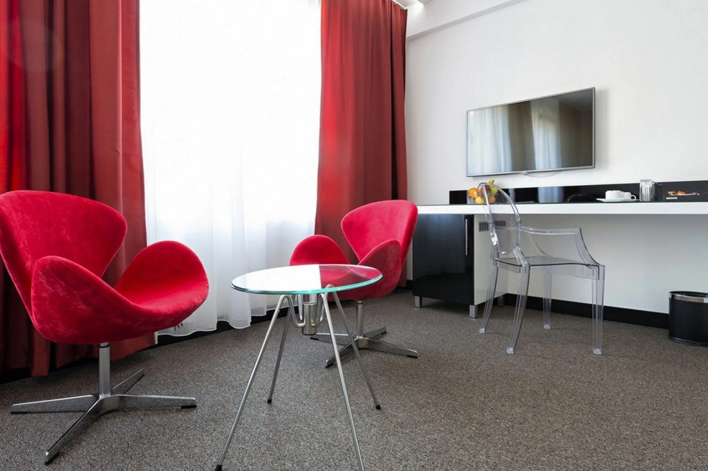 Nova City Garni Hotel Signature Collection