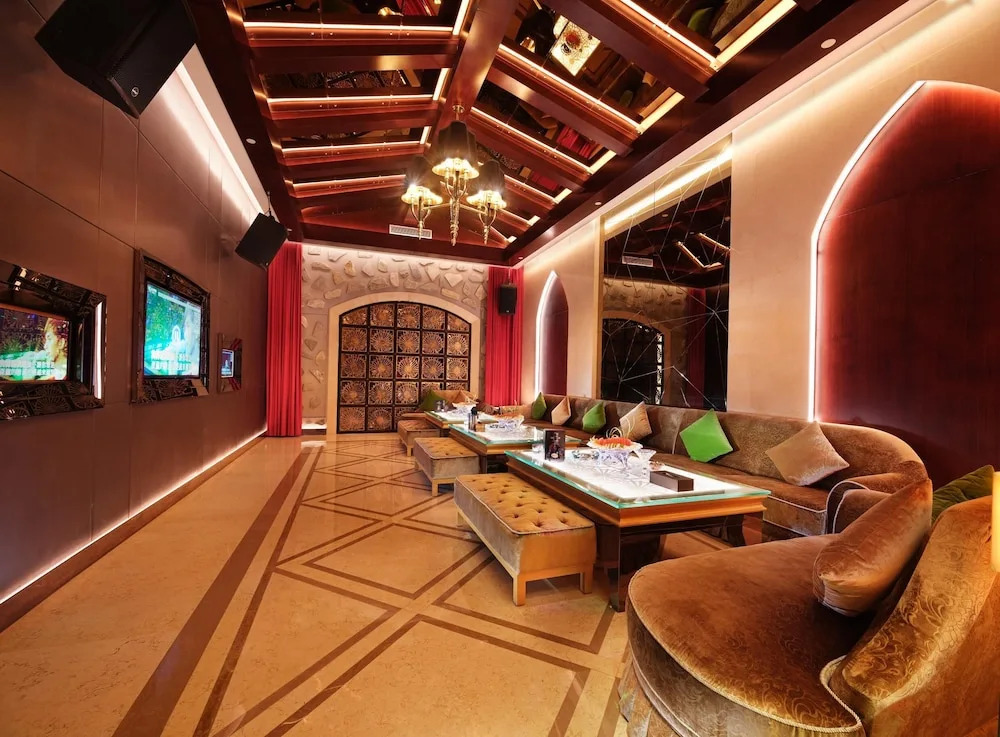 Regal Palace Resort&Spa