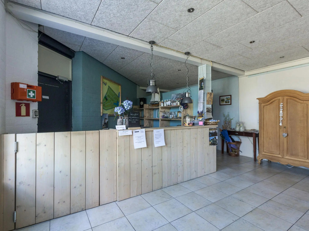 Heavenly Chalet in Sint Annaland with Terrace, Garden, BBQ