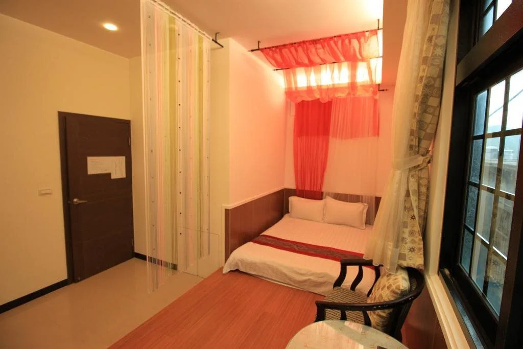 Harmony Easy Stay