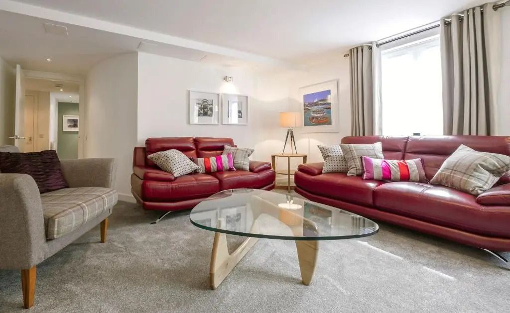 The Malt Kiln Apartment Edinburgh Old Town 3 Bedroom Parking previously McDonald Residence