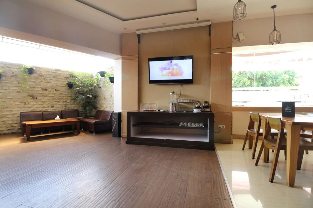 Airy Tugu Adipura Jendral Suprapto 19 Bandar Lampung