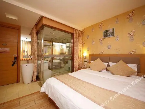 Jiatai Chain Business Hotel (Dandong Yalu River Duanqiao)