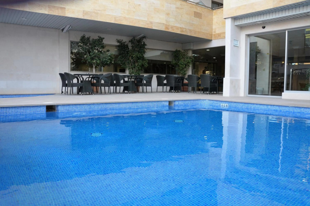 Hotel Carlos l