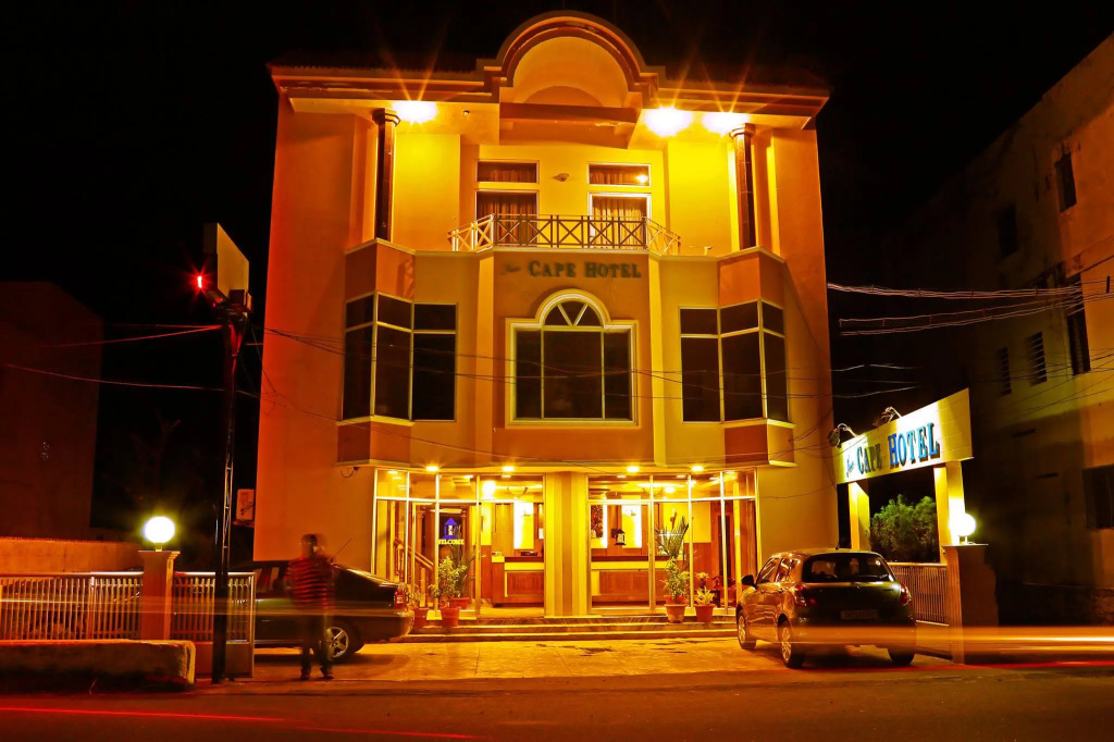 New Cape Hotel