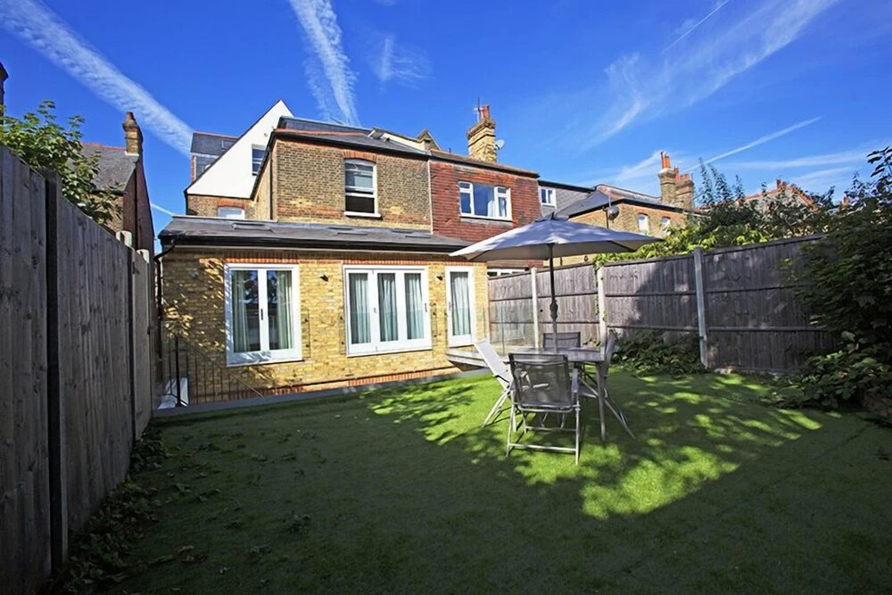 Ealing Apartments