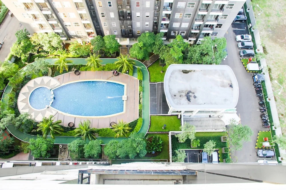 2BR Apartment at Silkwood Residence near Gading Serpong