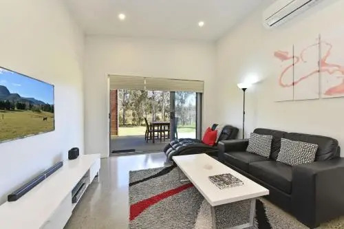 Ironbark Hill Villa 4 Novato