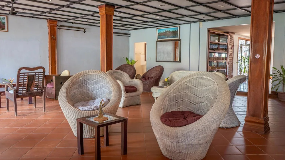 DEN HOTEL TOTONOU SIEM REAP