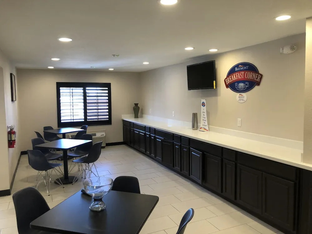 Baymont by Wyndham Phoenix I-10 near 51st Ave