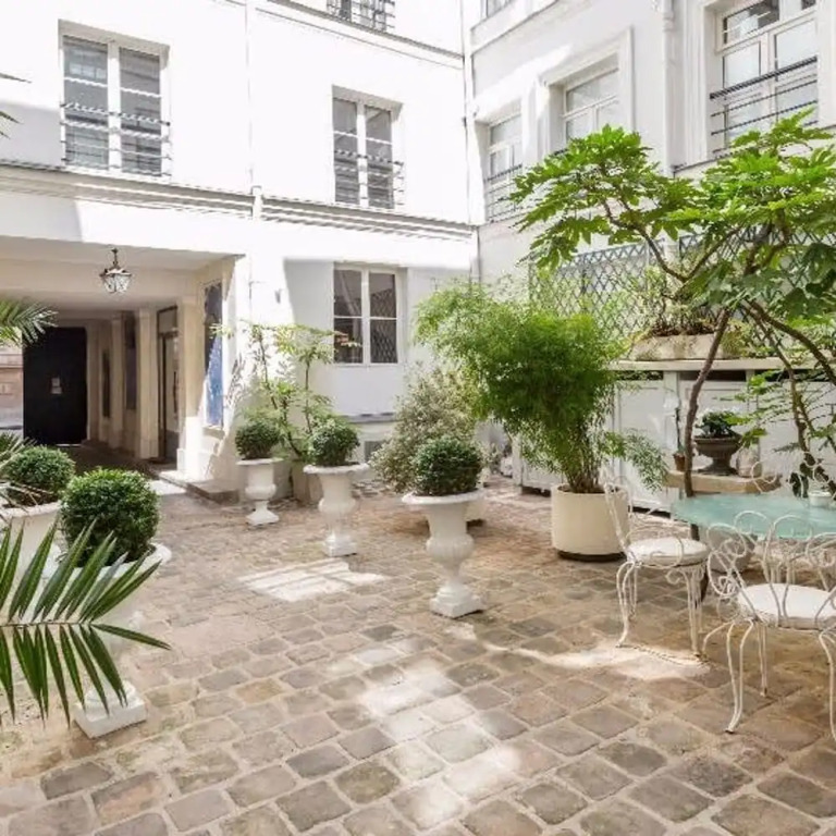 Orange Vendome I Bright 1-bed Apt Near the Louvre