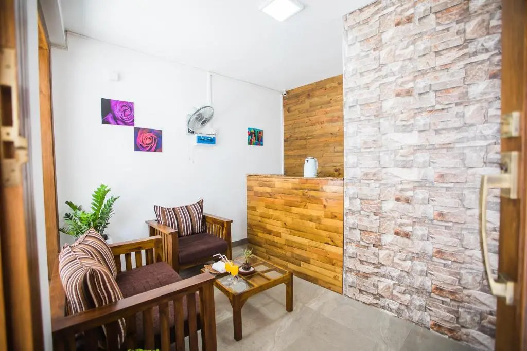 Maple Tree Residencies