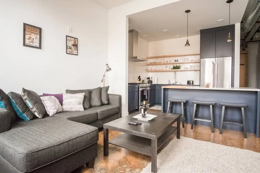 Historic 3rd Ward 1BR Loft with Parking